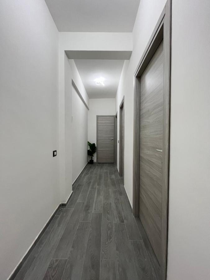 Dm Rome Holiday Экстерьер фото