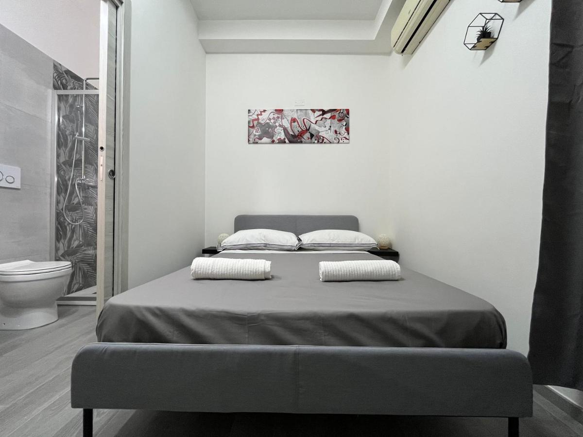 Dm Rome Holiday Экстерьер фото