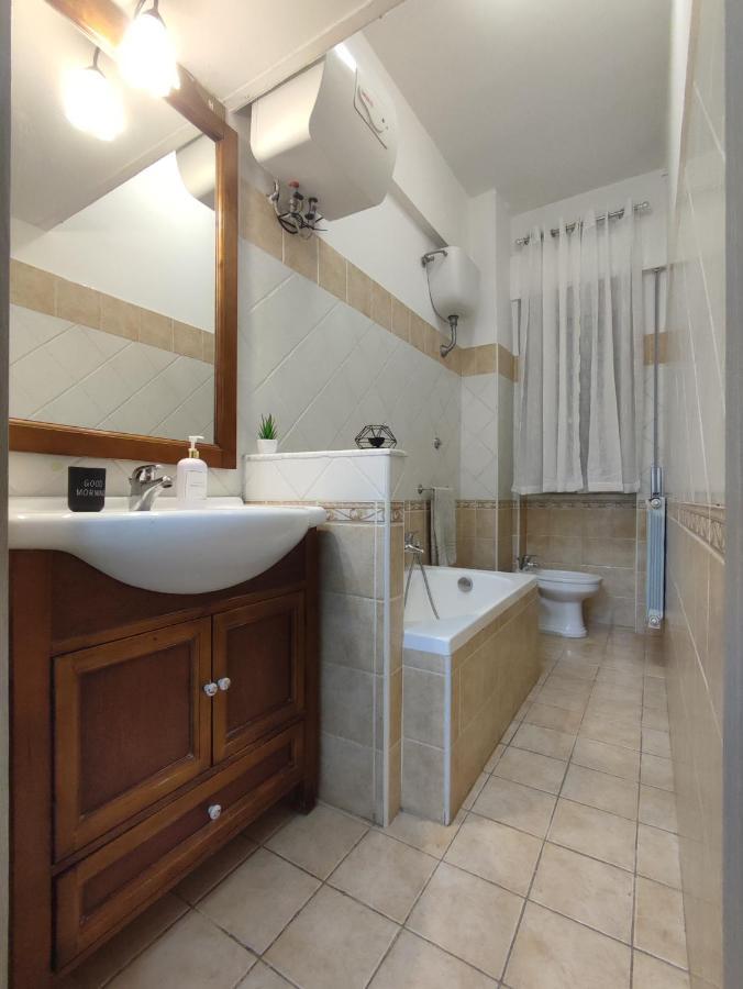 Dm Rome Holiday Экстерьер фото
