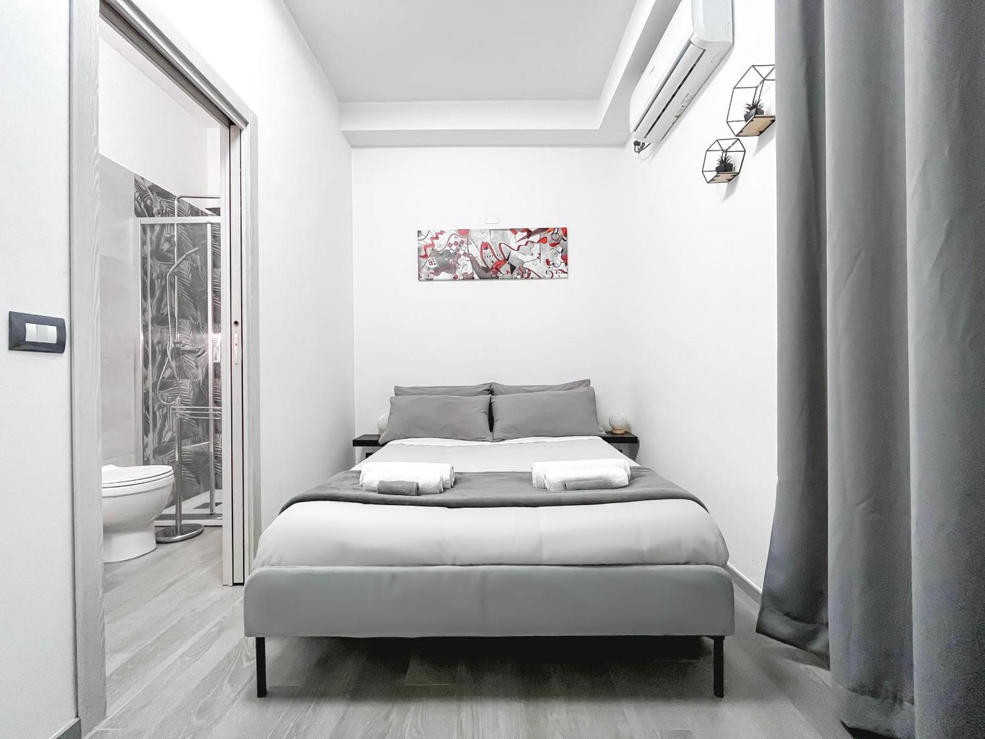 Dm Rome Holiday Экстерьер фото